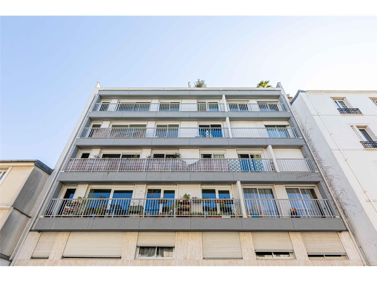 Vente bureaux 89.34 m² à Paris 14ème