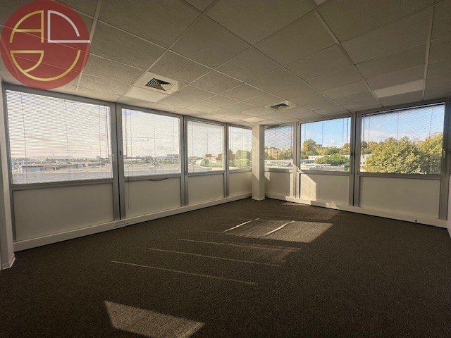 Location bureaux 358 m² à TOULOUSE