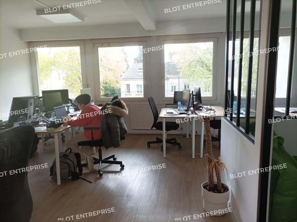 Vente bureaux 83 m² non divisibles