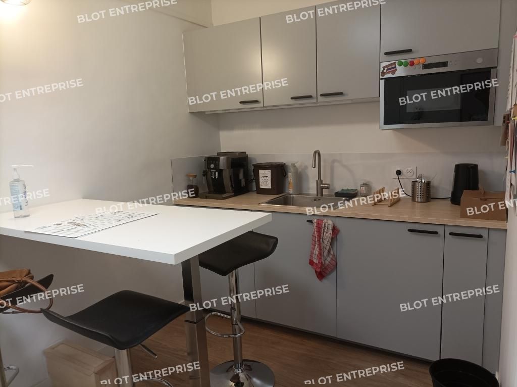 Vente bureaux 83 m² non divisibles