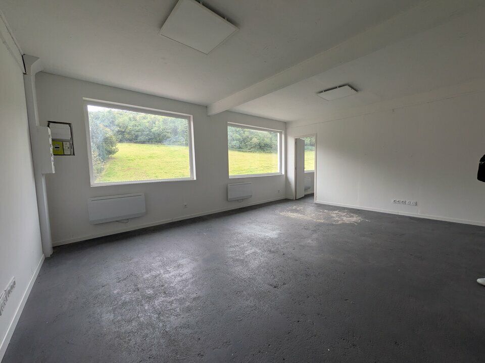 Location bureaux 170 m² non divisibles