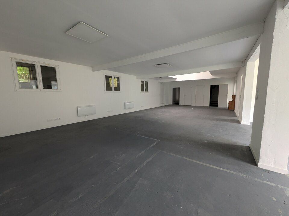 DARNETAL - BUREAUX DE 170m² en R+1