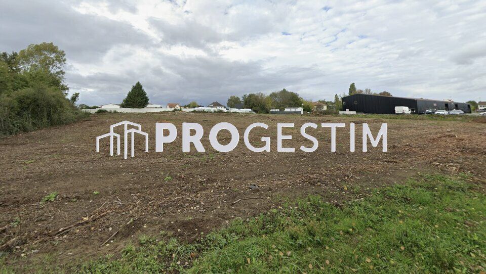 TERRAIN A BATIR de 8282 m² - SAINT-MARCEL 