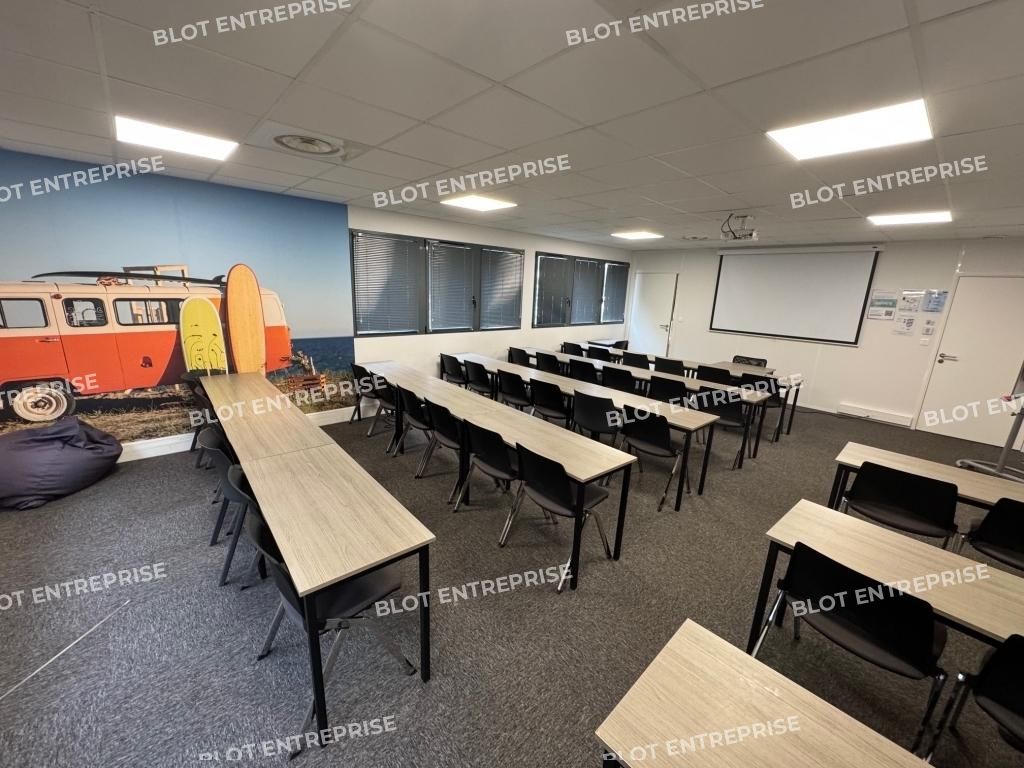 Location bureaux 428 m² non divisibles