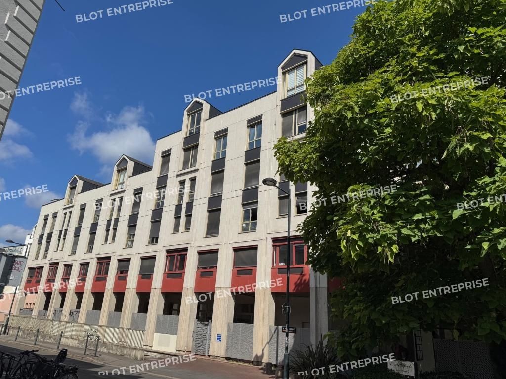 Vente bureaux 100 m² non divisibles