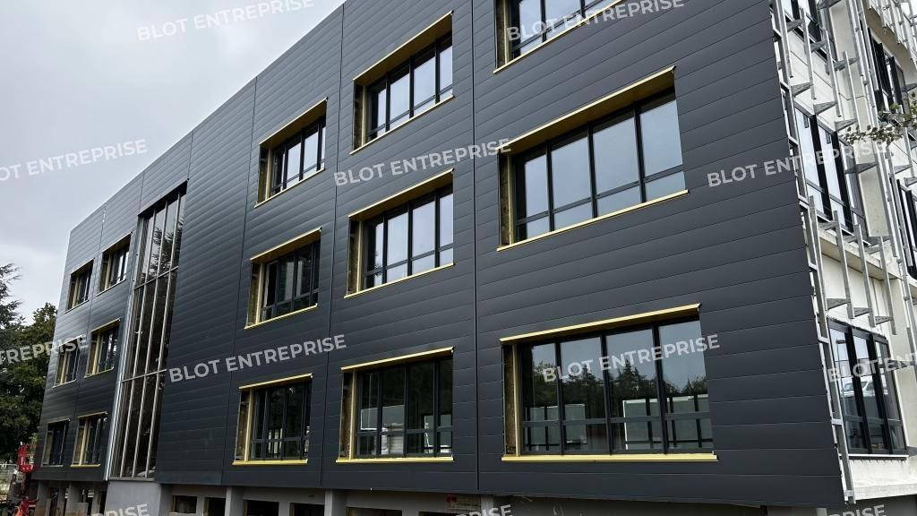 Vente bureaux 846 m² non divisibles