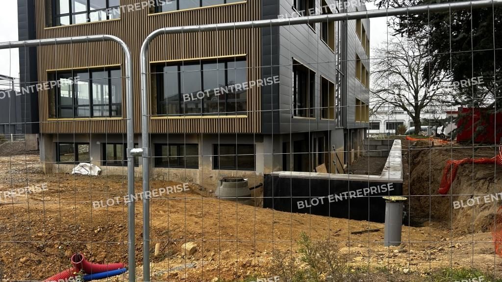 Vente bureaux 205 m² non divisibles