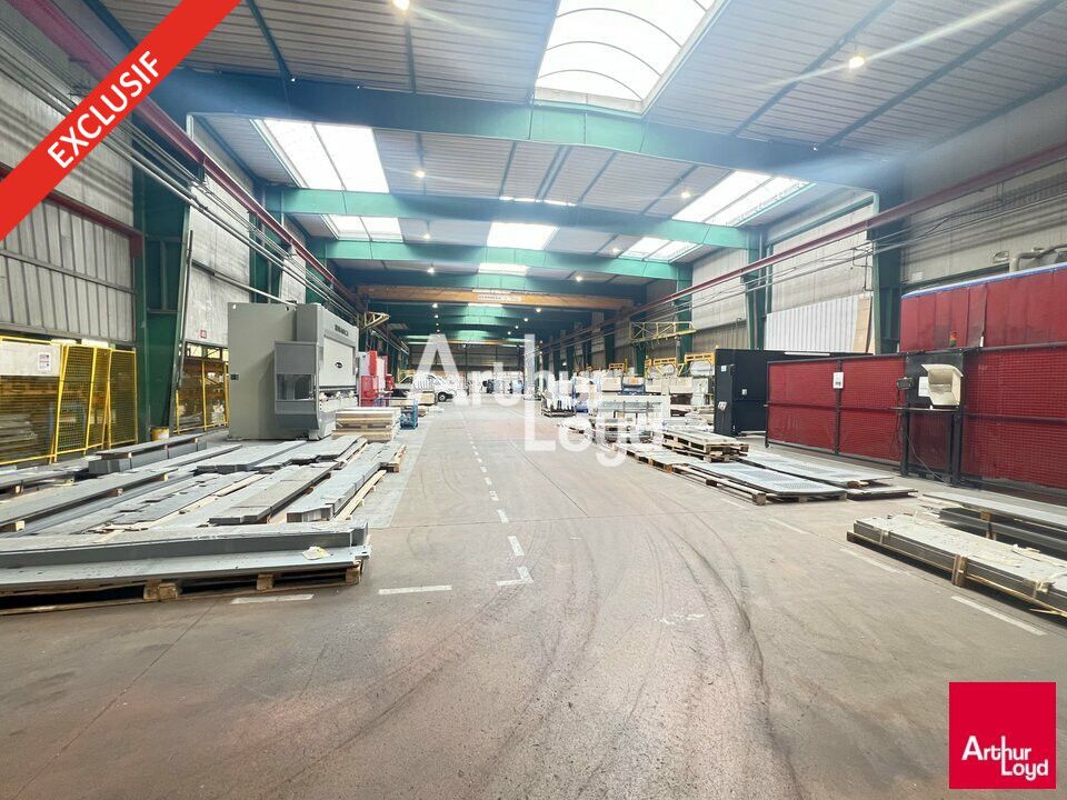BREAL SOUS MONTFORT - LOCAL D'ACTIVITES A VENDRE - 7 320 M² DIVISIBLES