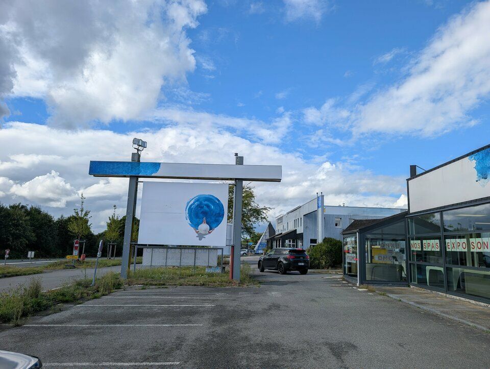 MELESSE - LOCAL COMMERCIAL A VENDRE - 535 M²