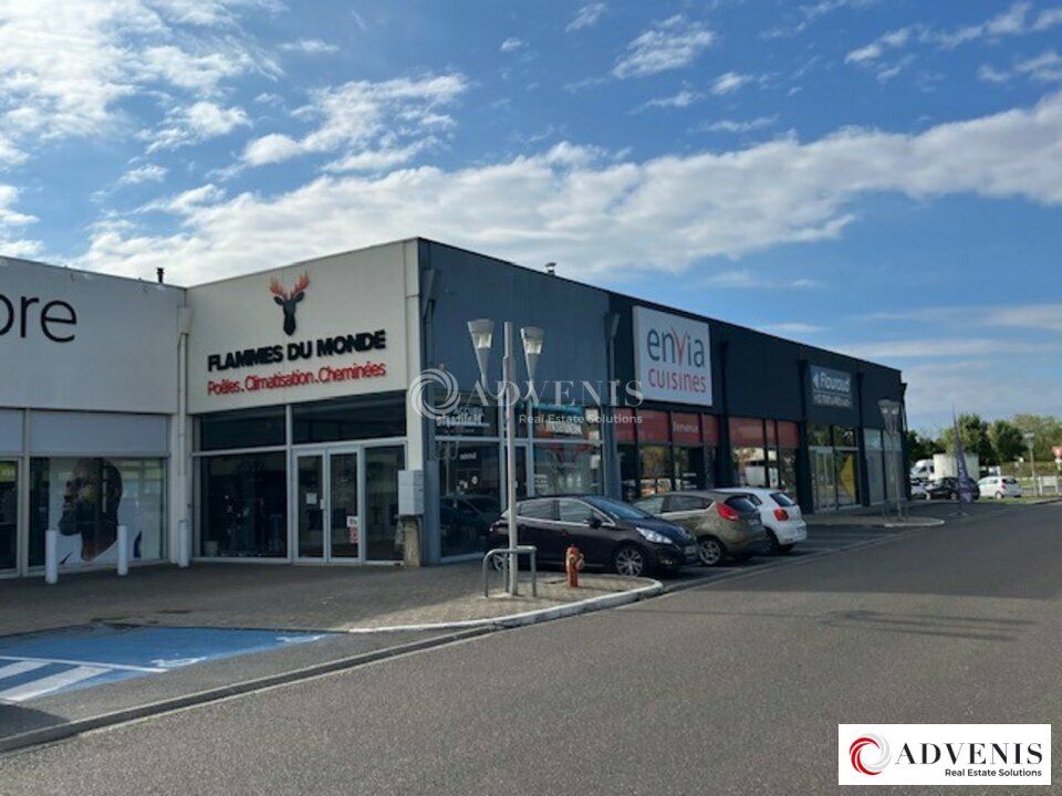 A LOUER LOCAL COMMERCIAL 208 M² MÉRIGNAC CHEMIN LONG