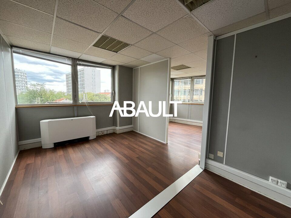 Vente bureaux 270 m² non divisibles
