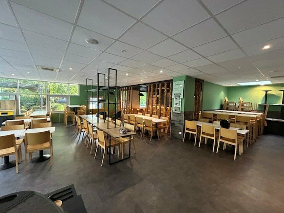 Vente d'un fonds de commerce de 282m² à Pessac, Restauration sans extraction.