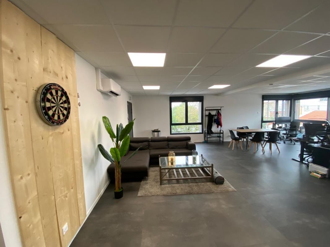 Location bureaux 105 m² non divisibles