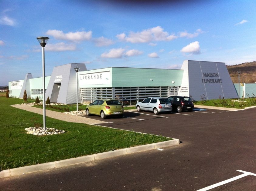 Vente entrepôts 700 m² non divisibles