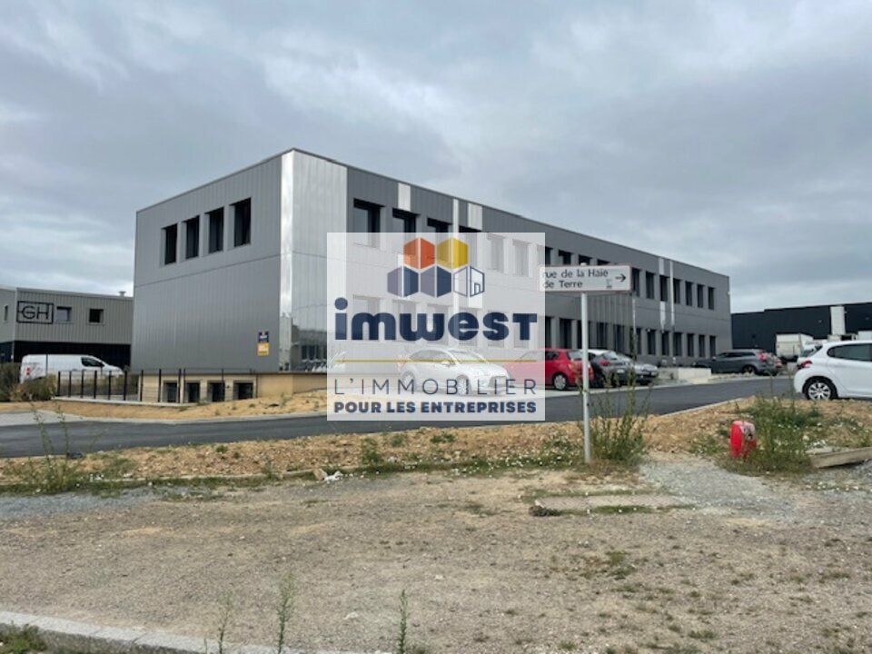 Bureaux à louer au Rheu – Espaces modernes et fonctionnels de 150 m² et 180 m²