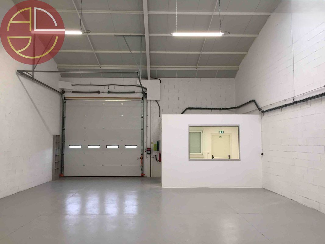 Location local commercial 128 m² à TOULOUSE