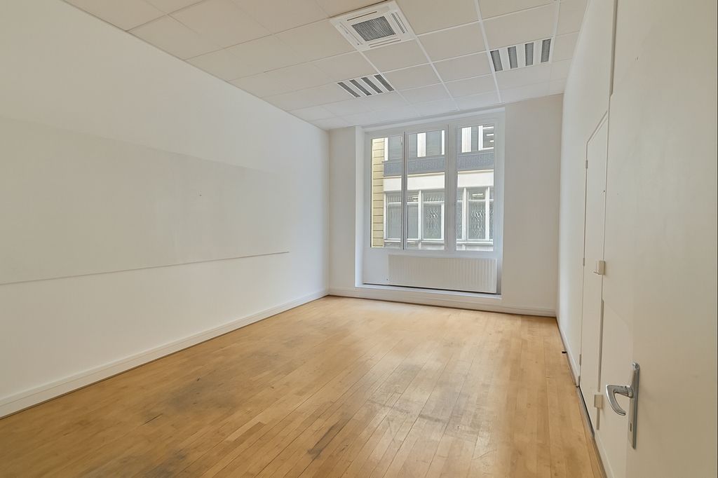 Location bureaux 116 m² non divisibles