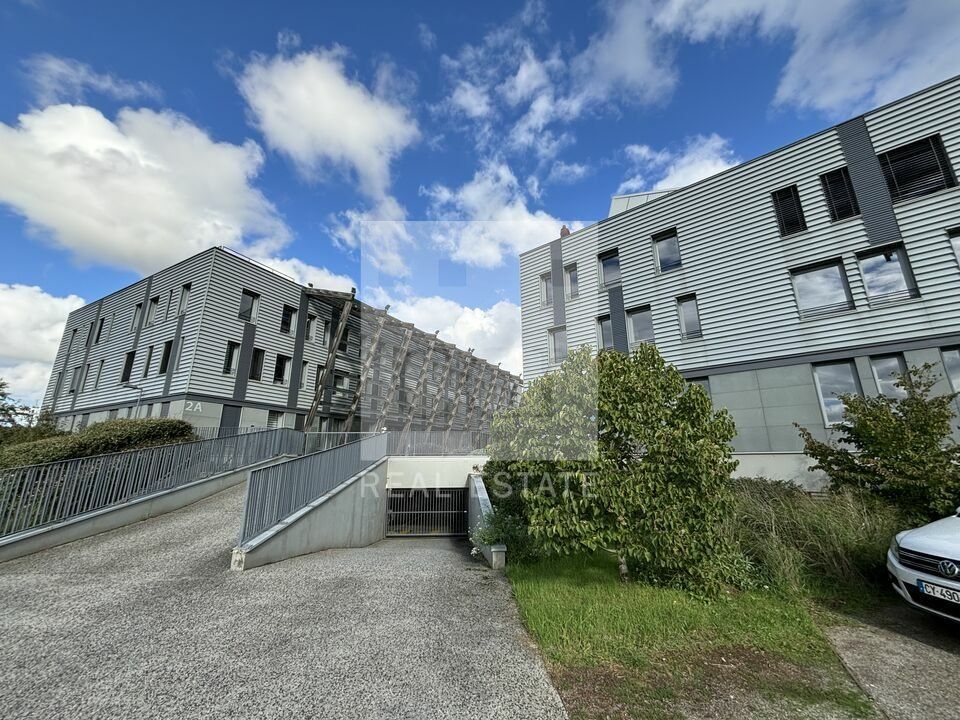 Vente bureaux 179.04 m² non divisibles