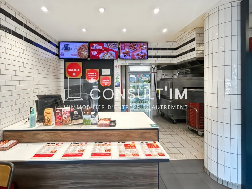 Location local commercial 100 m² non divisibles