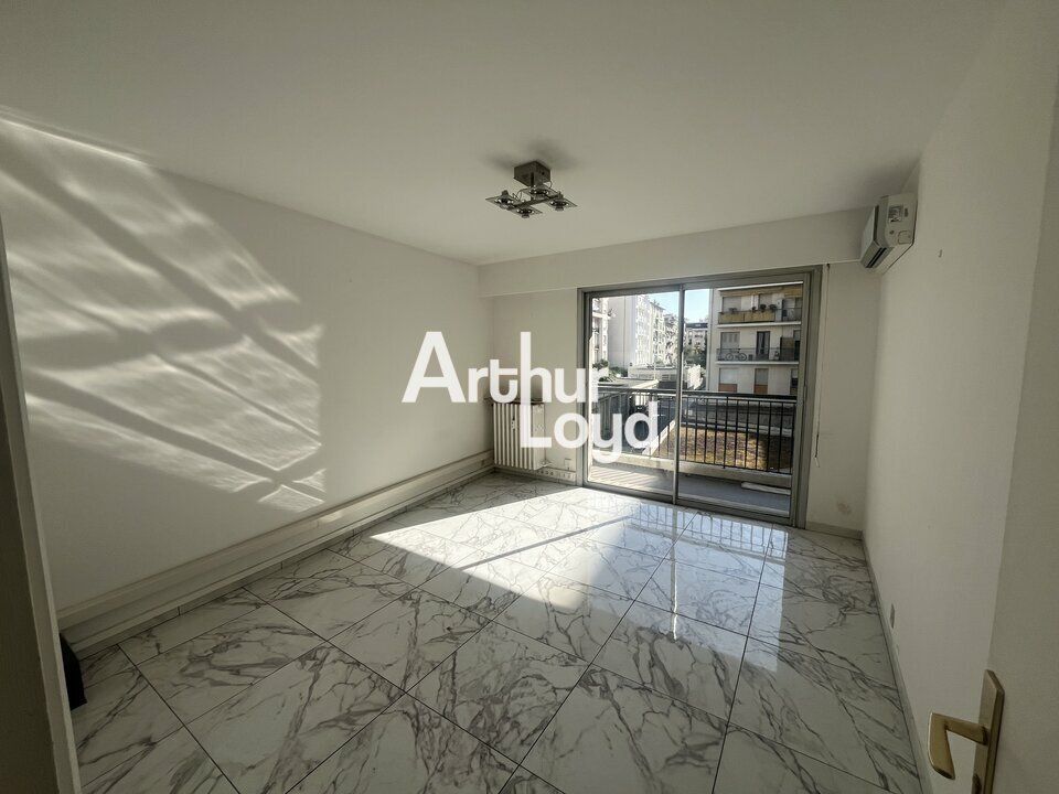 Location bureaux 71 m² non divisibles