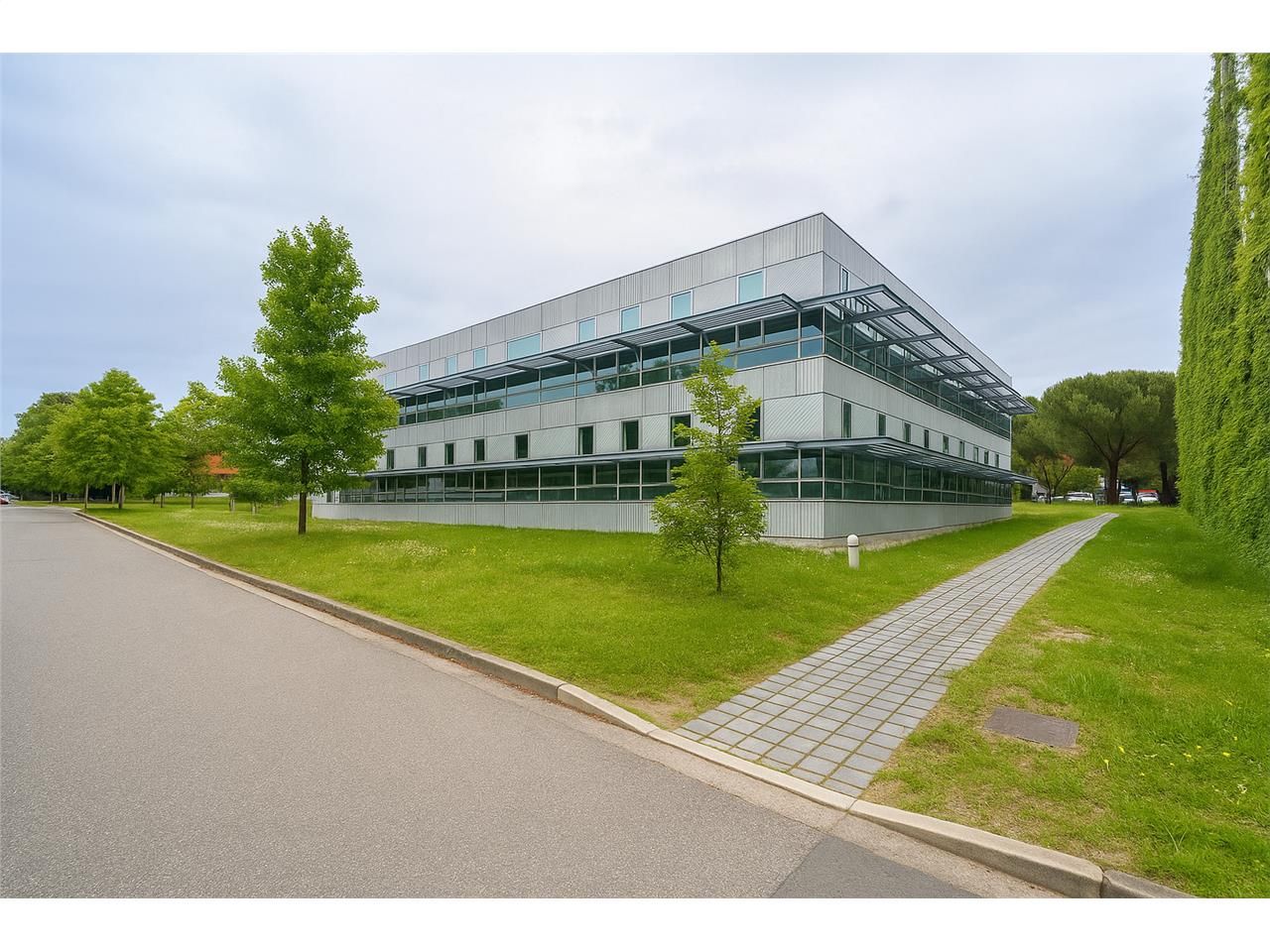 Vente bureaux 215.00 m² à MERIGNAC
