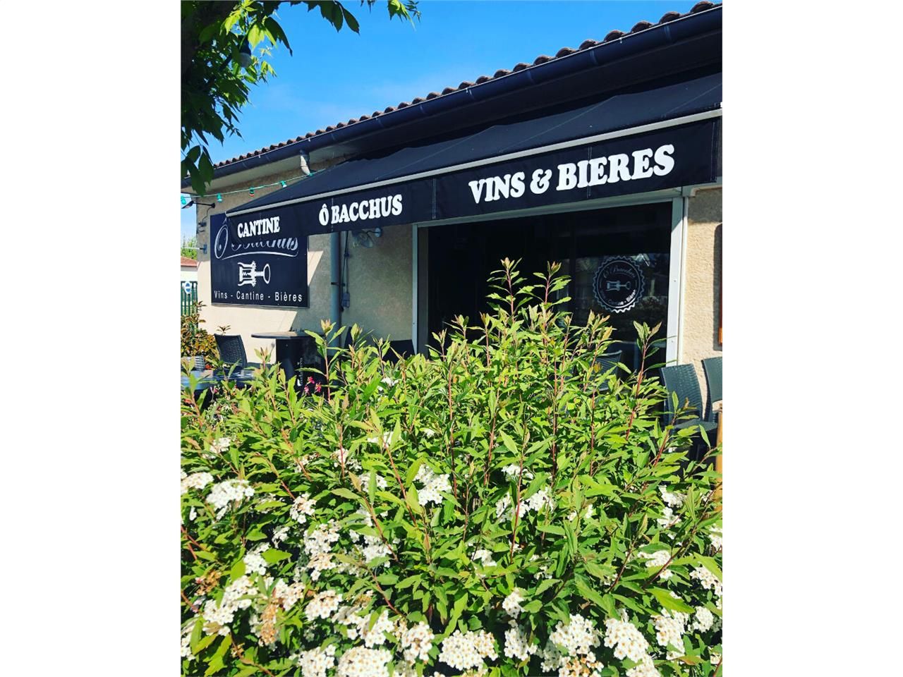 Vente local commercial 60.00 m² à CADAUJAC