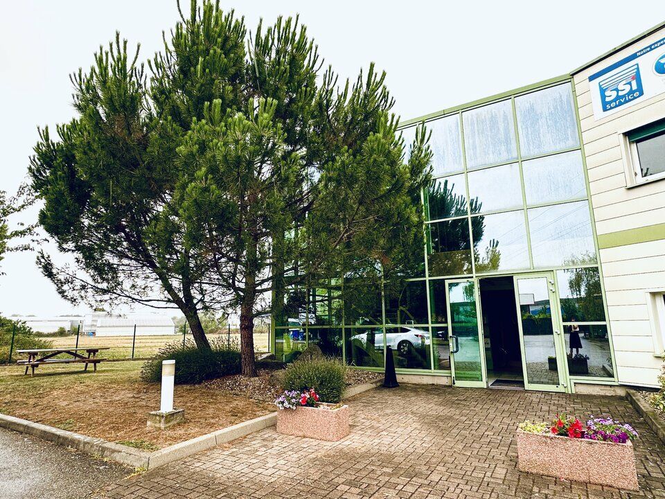 Location bureaux 250 m² non divisibles