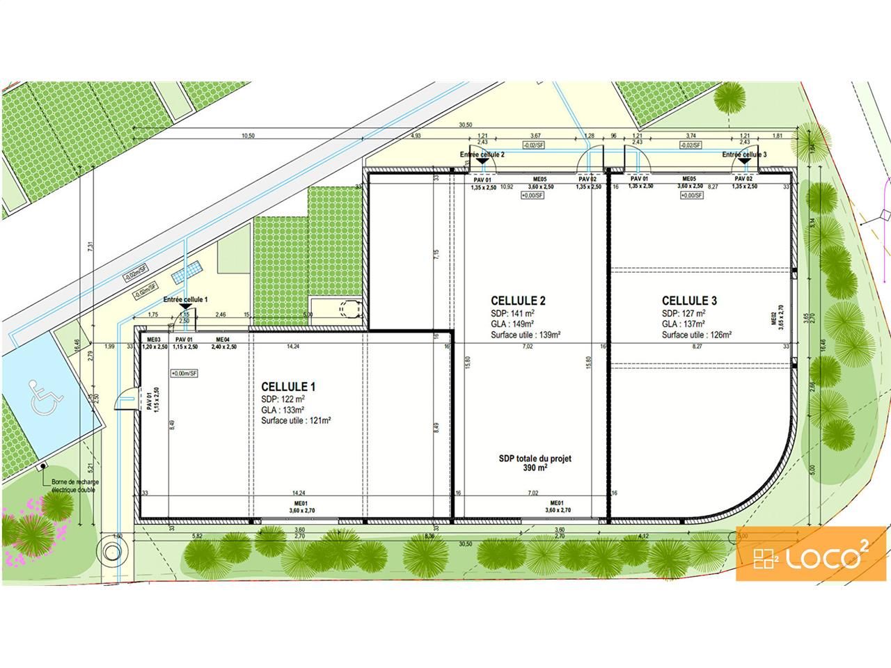 Location local commercial 390.00 m² à FRONTON