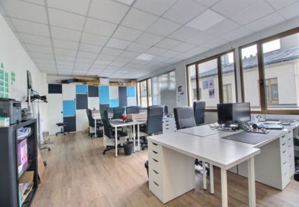 Location bureaux 85 m² non divisibles