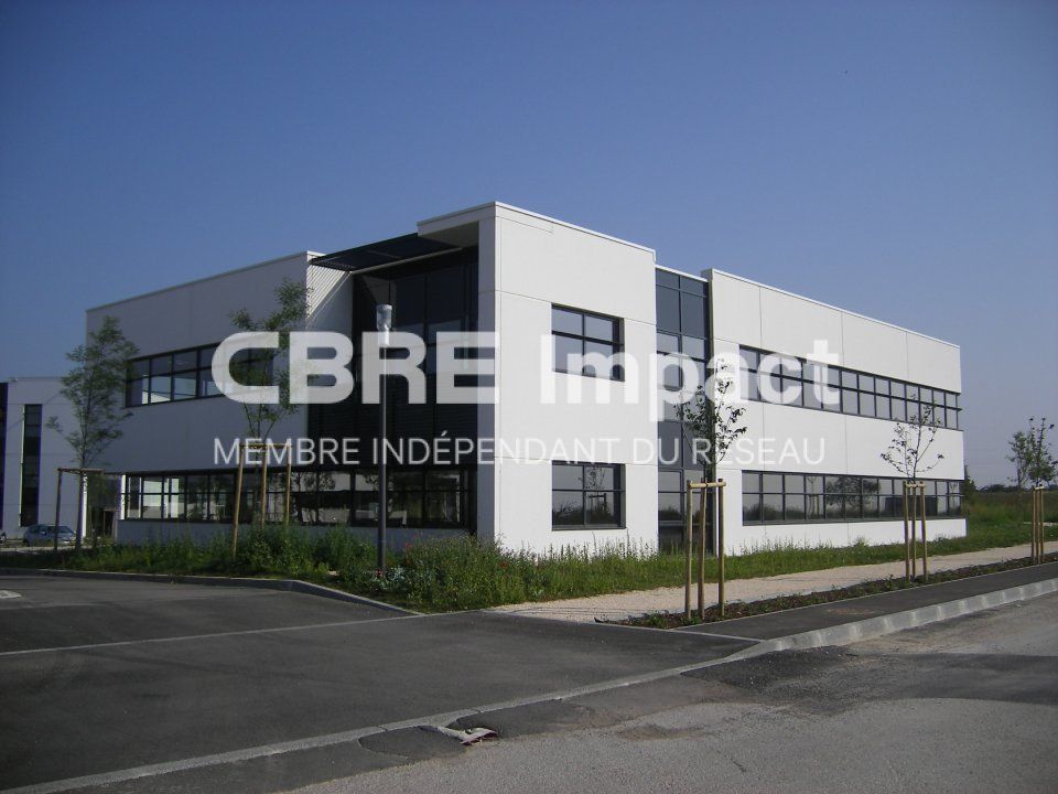 A LOUER PARC VALMY - BUREAUX 195 M²