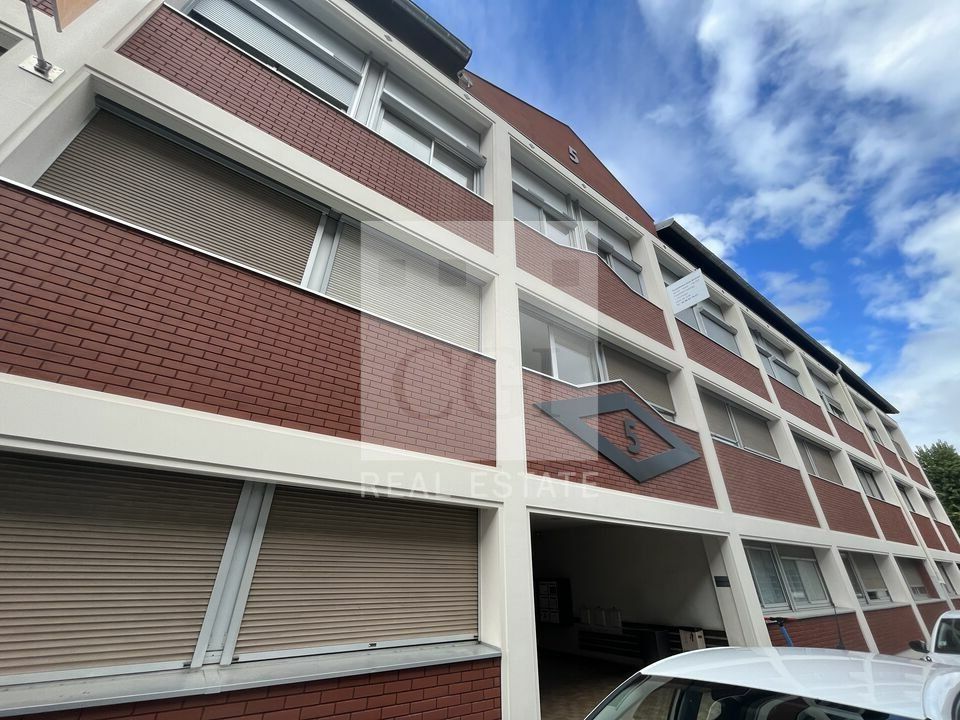 Location bureaux 144 m² non divisibles