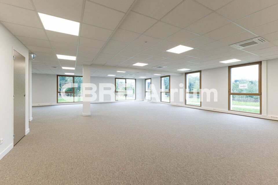 Location bureaux 1093 m² divisibles à partir de 227 m²