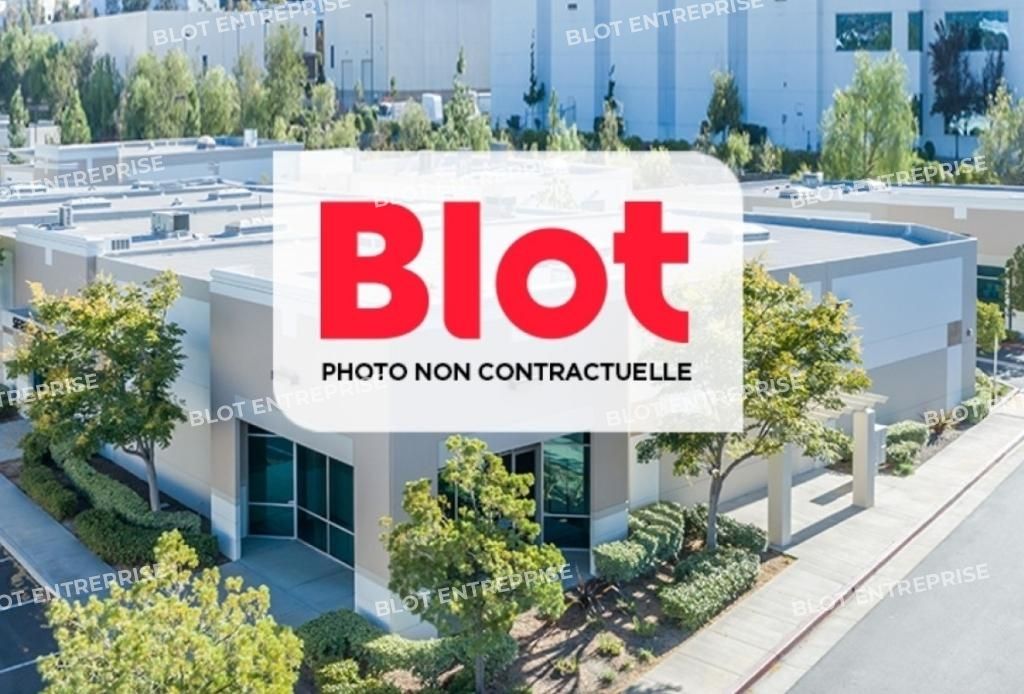 Vente entrepôts 300 m² non divisibles
