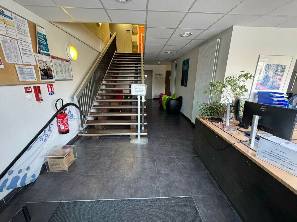 Vente bureaux 1900 m² non divisibles