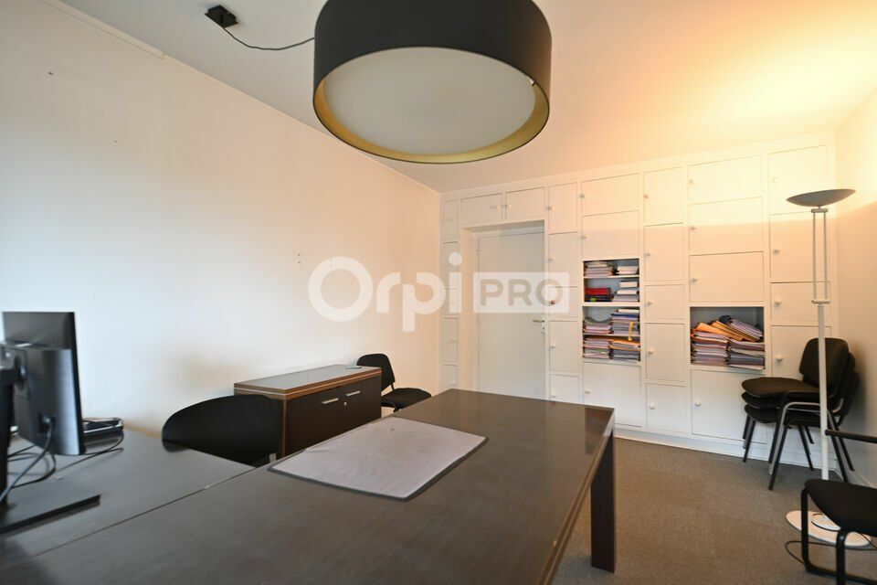 BUREAUX A LOUER - 504,09 m² - VENISSIEUX