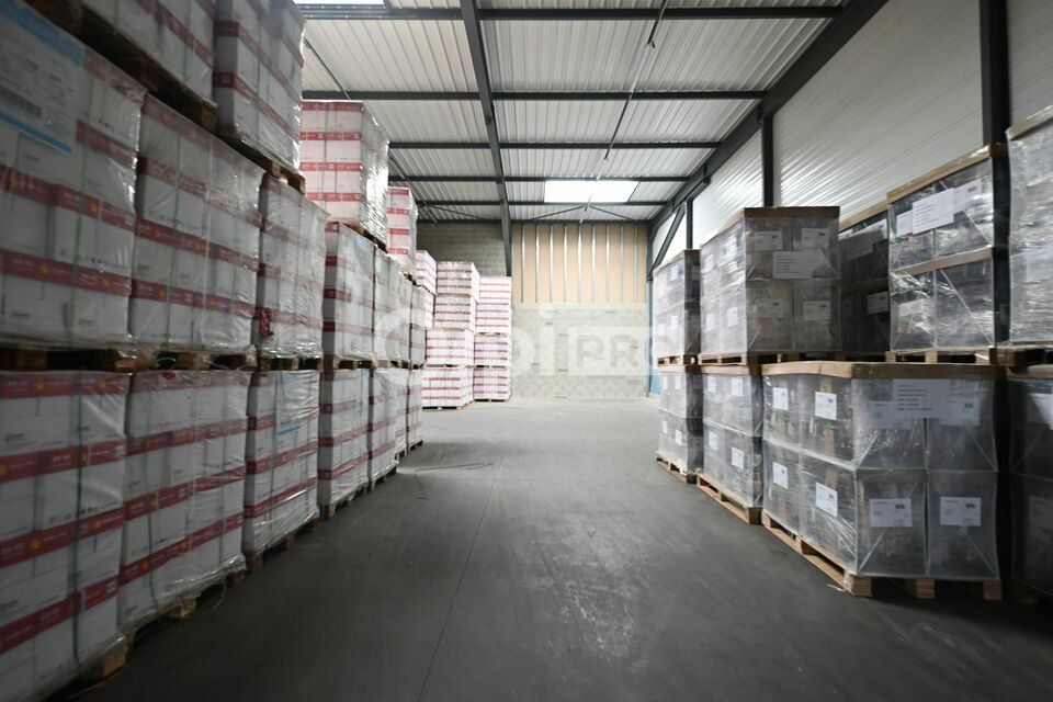 LOCAL D'ACTIVITE A LOUER - 300 m² - SENNECEY LE GRAND