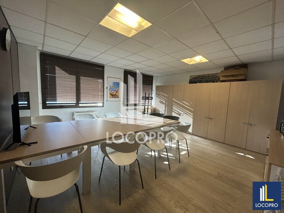 A LOUER - BUREAU 88 M2 - SOPHIA-ANTIPOLIS