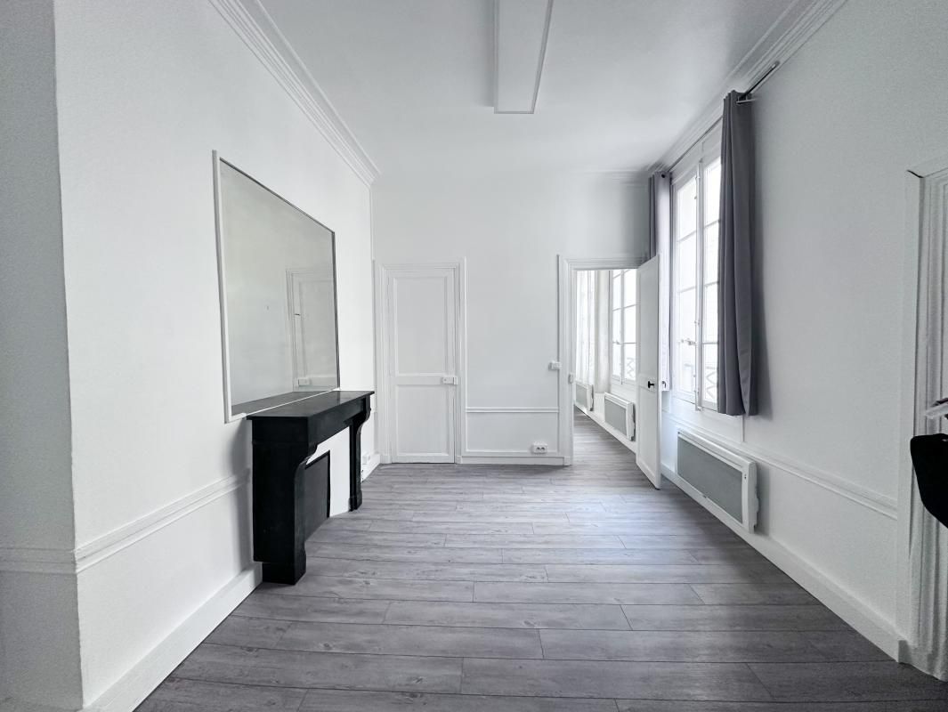 Location bureaux 56 m² non divisibles