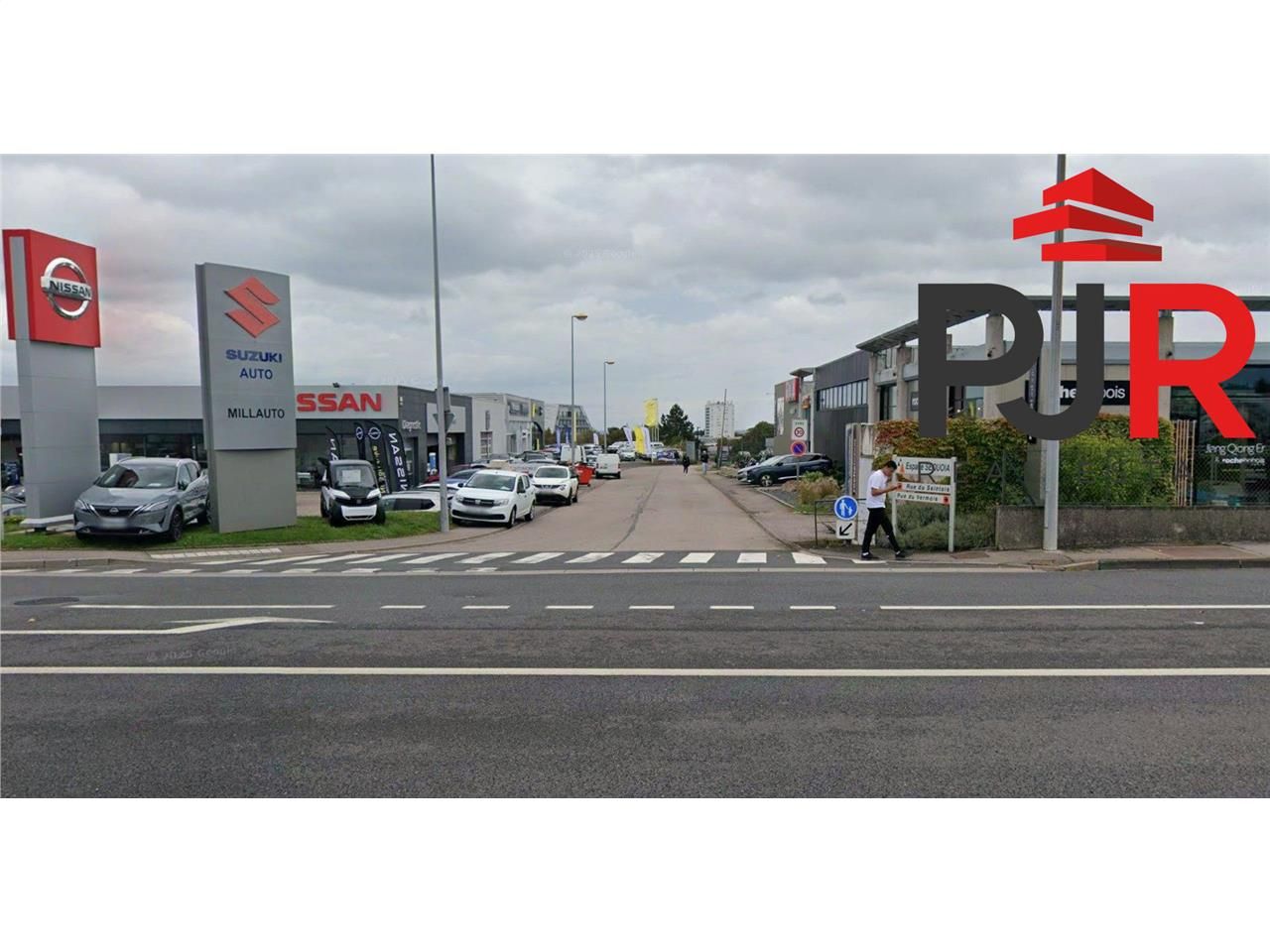 Location local commercial 1000 m² à Laxou