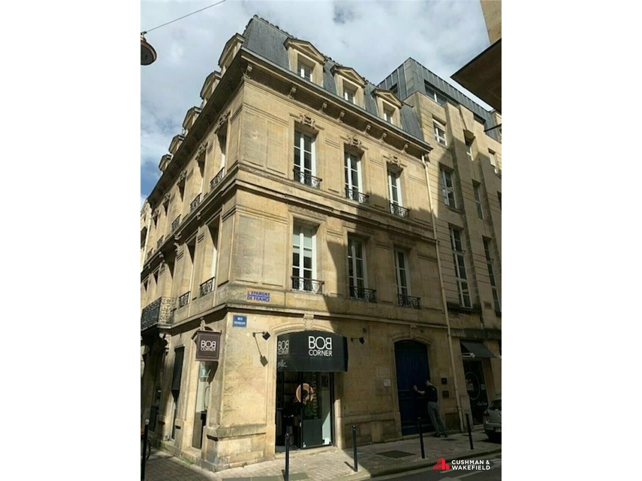 Location local commercial 120 m² non divisibles