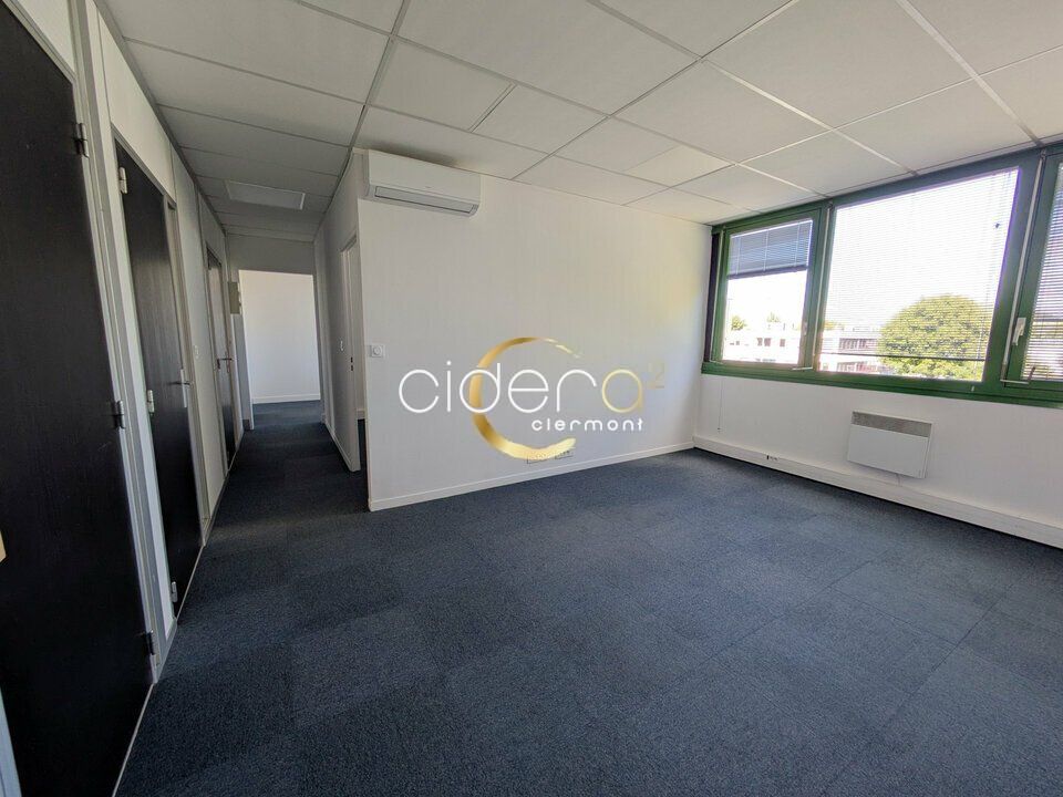 Location bureaux 63 m² non divisibles