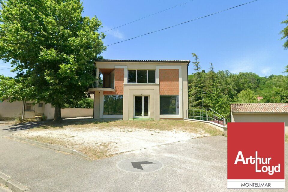 Location bureaux 111 m² non divisibles