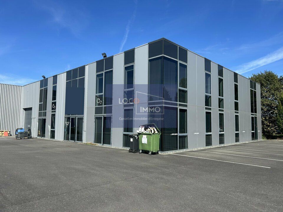 Location local d''activites 800 m² non divisibles