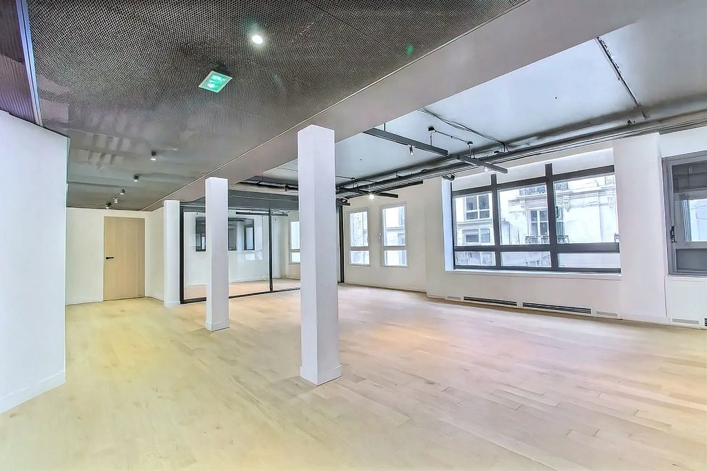 Location bureaux 252 m² non divisibles