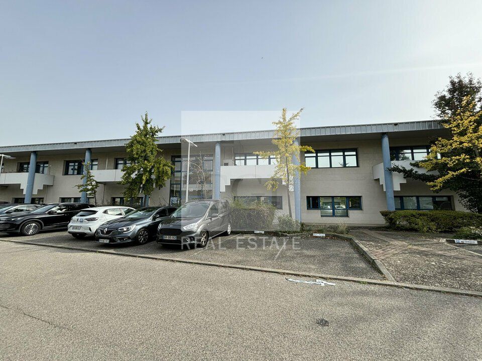 Location bureaux 334.4 m² non divisibles