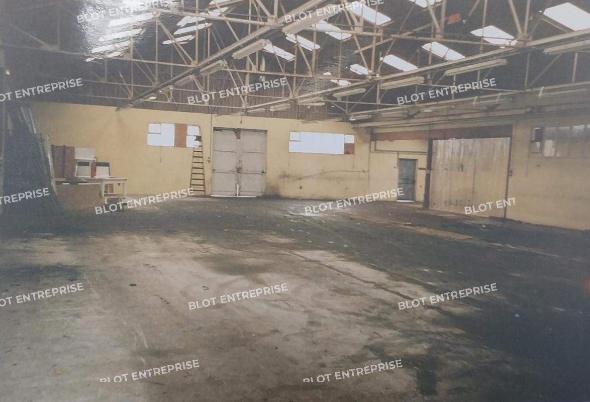 Vente local commercial 713 m² non divisibles
