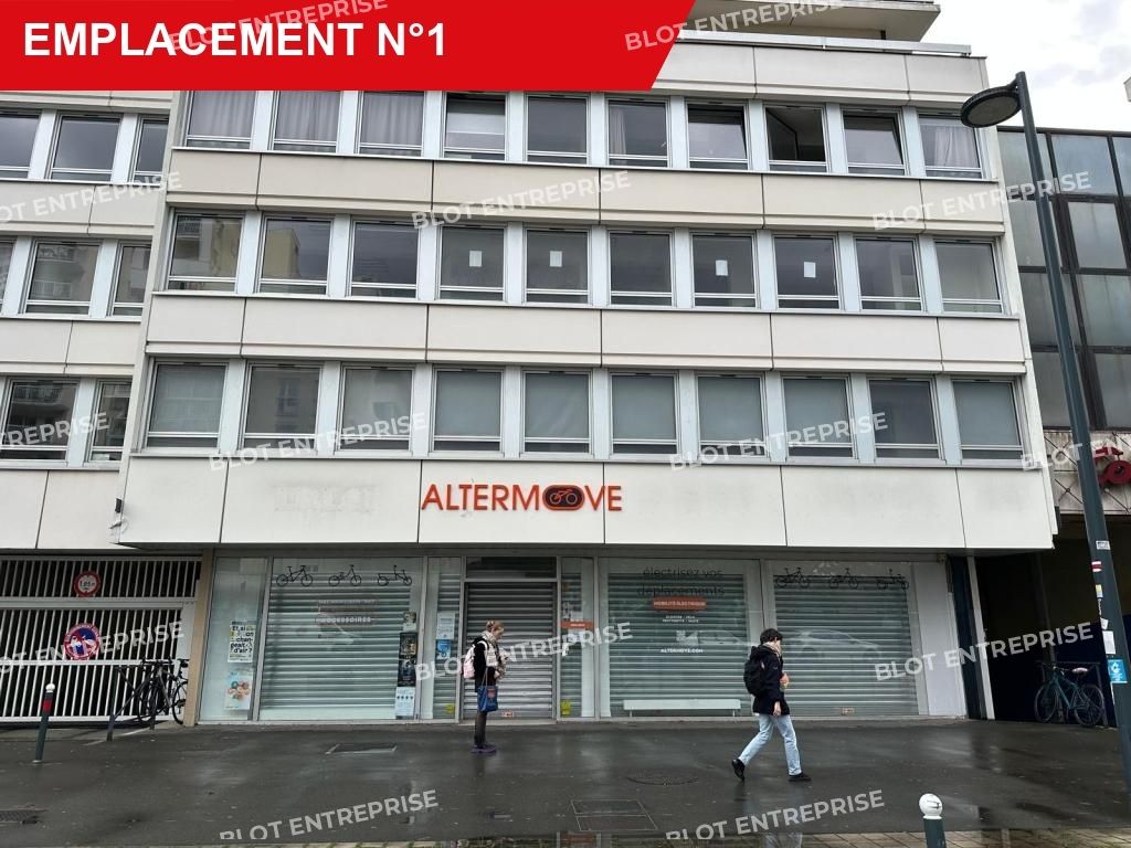 Location local commercial 331 m² non divisibles