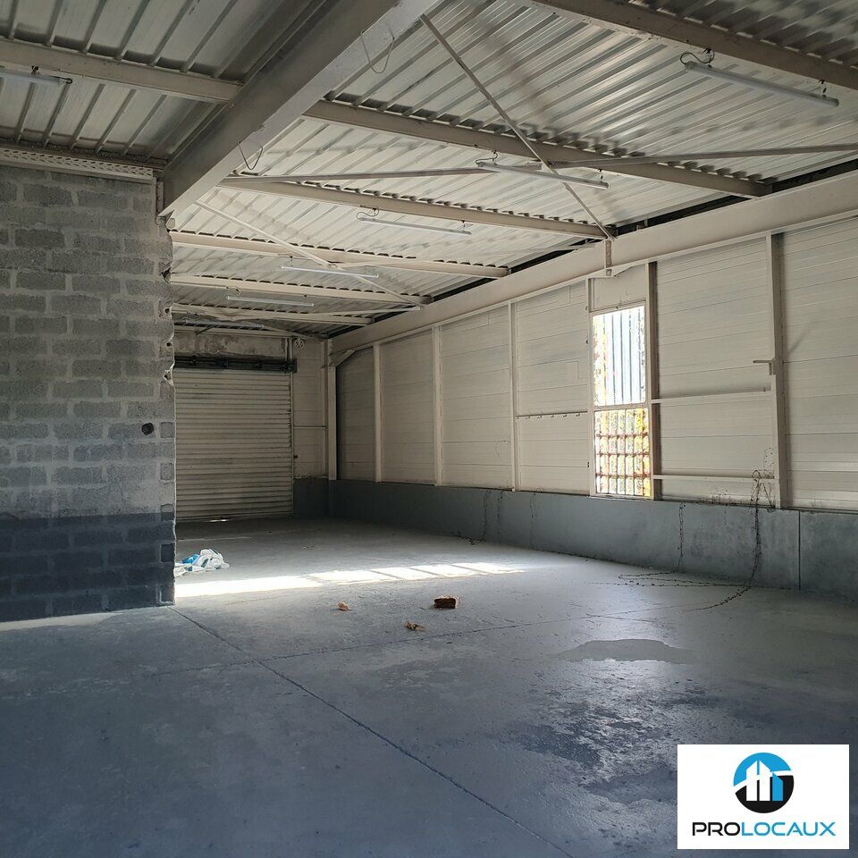 Location local d''activites 189 m² non divisibles