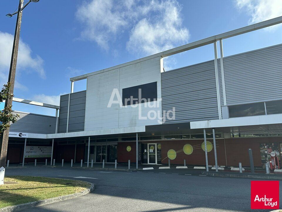 Location local commercial 245 m² non divisibles