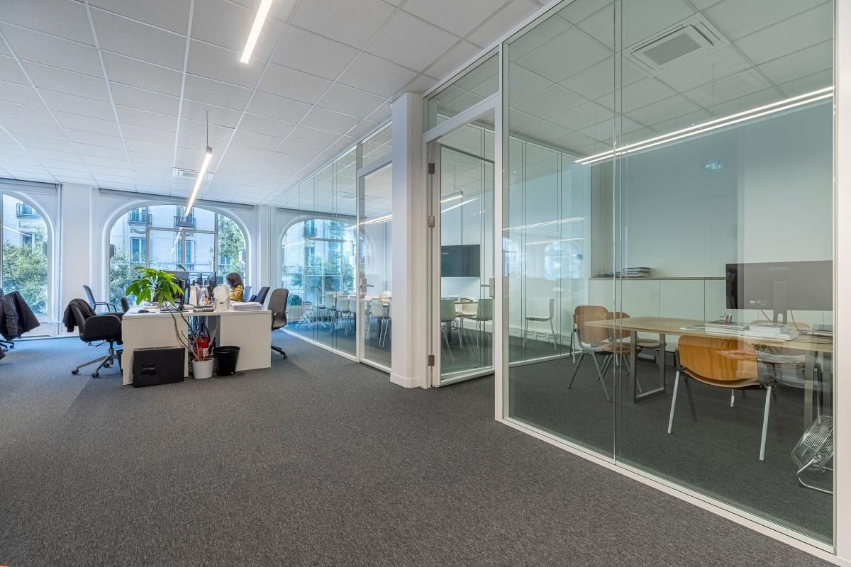 Location bureaux 337 m² non divisibles